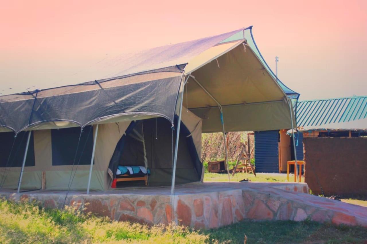 Leruk Maasai Mara Camp Hotell Sekenani Eksteriør bilde